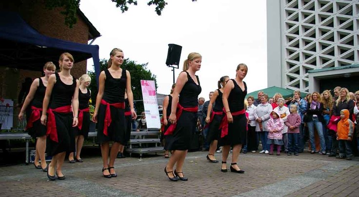 Auftritt Jazz-Dance-Verein beim Jubiläum KAB Südkirchen